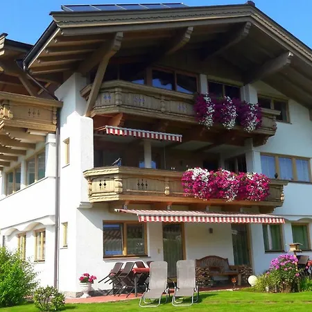 Landhaus Bergmoment - Adults Only Ellmau Exterior photo